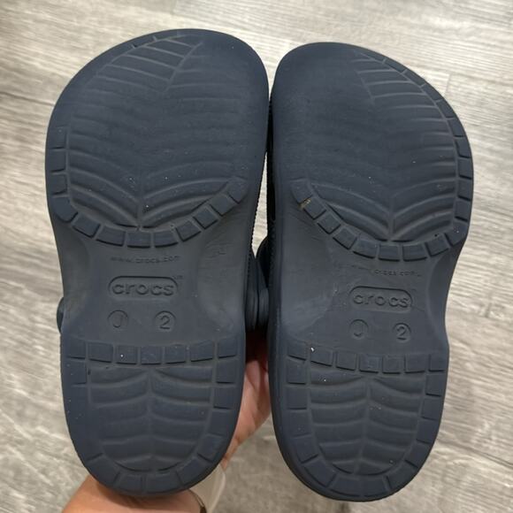CROCS Baya Clog Navy Size 2 - Picture 8 of 9